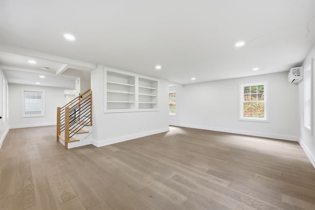Single Family Residence at 75 Lead Mine Rd, Southampton MA 01073, Southampton, photo 10 of 42