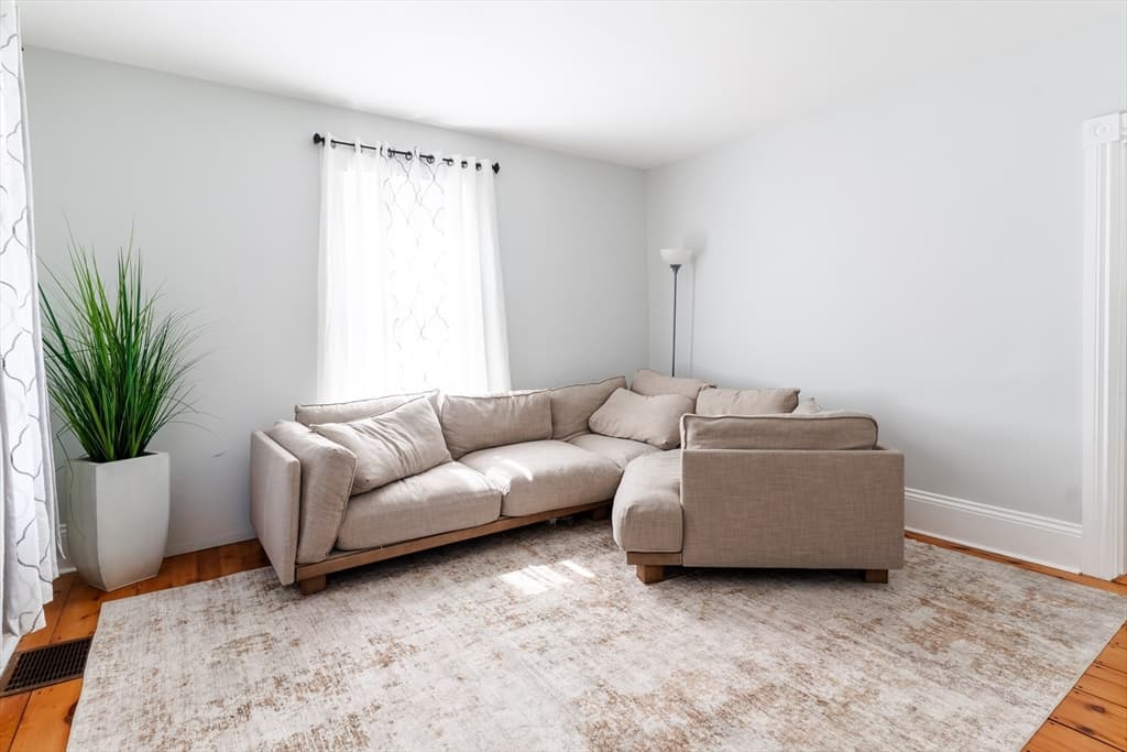 Single Family Residence at 24 Clinton St, Marlborough MA 01752, Marlborough, photo 11 of 32
