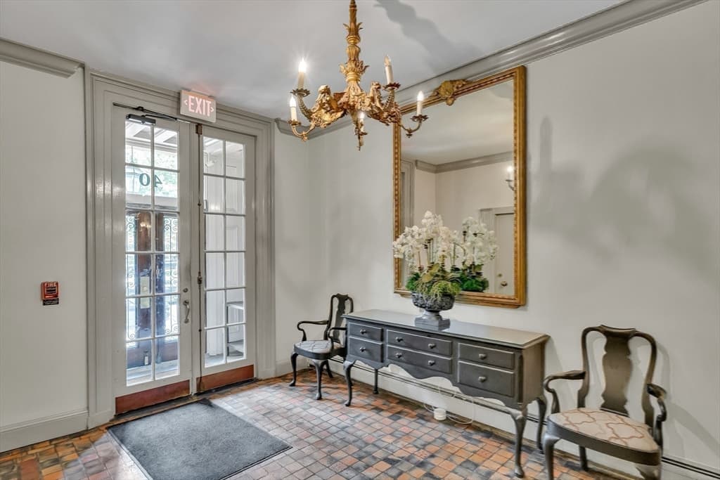 Condominium at 40 Commonwealth Ave # A, Boston MA 02116, photo 12 of 16