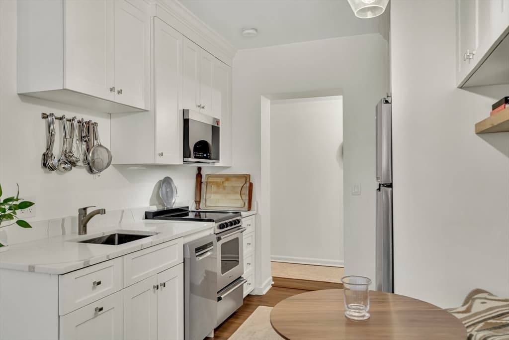 Condominium at 40 Commonwealth Ave # A, Boston MA 02116, photo 3 of 16