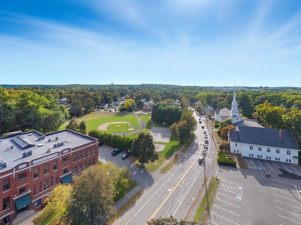 Single Family Residence at 29 Conant Street, Beverly MA 01915, Beverly, photo 8 of 20
