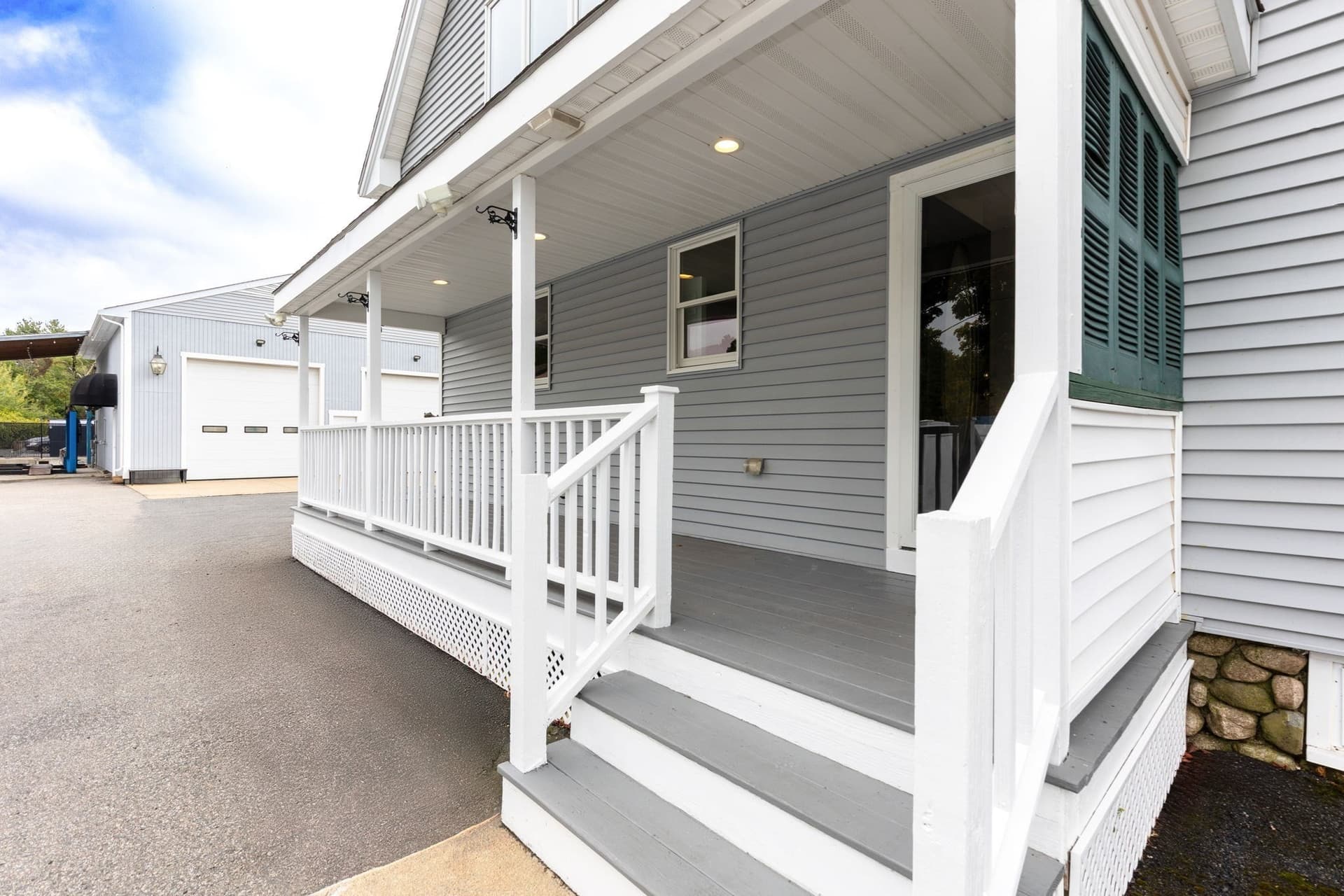 Single Family Residence at 280 Washington St, Easton MA 02356, photo 5 of 40