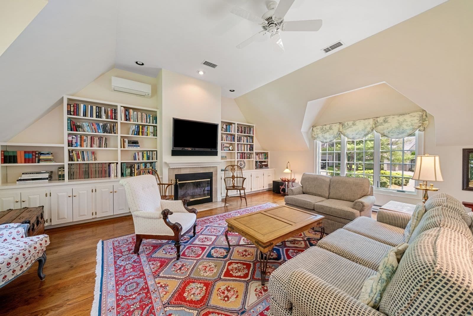 Single Family Residence at 18 Phillips Pond Rd # 18, Natick MA 01760, Natick, photo 11 of 37