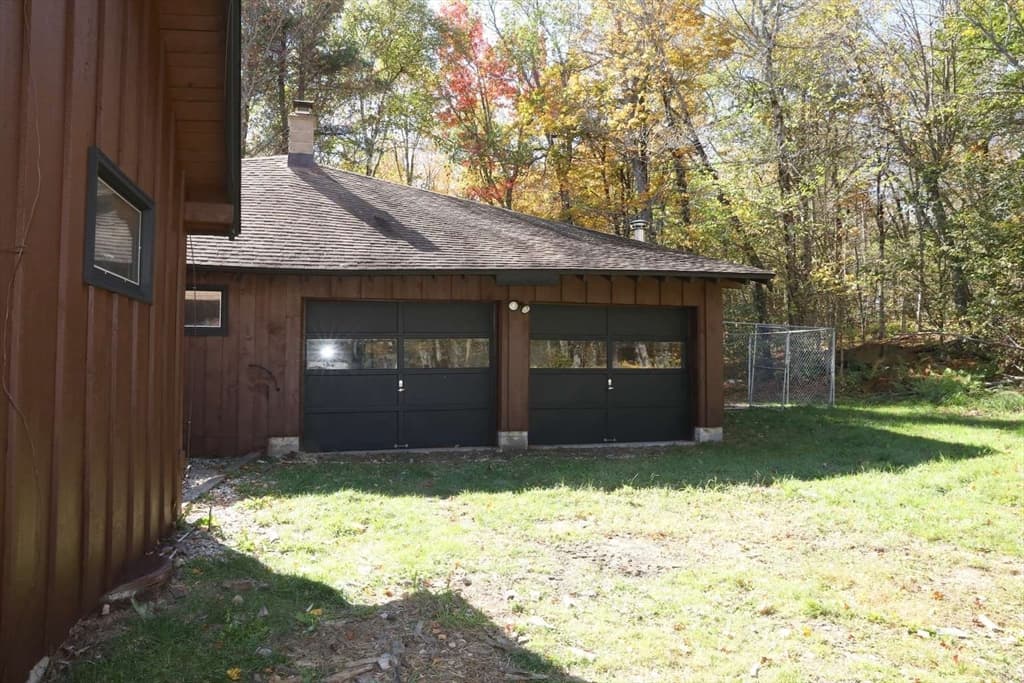 8 Thayer Road, Monroe MA 01350 photo 39