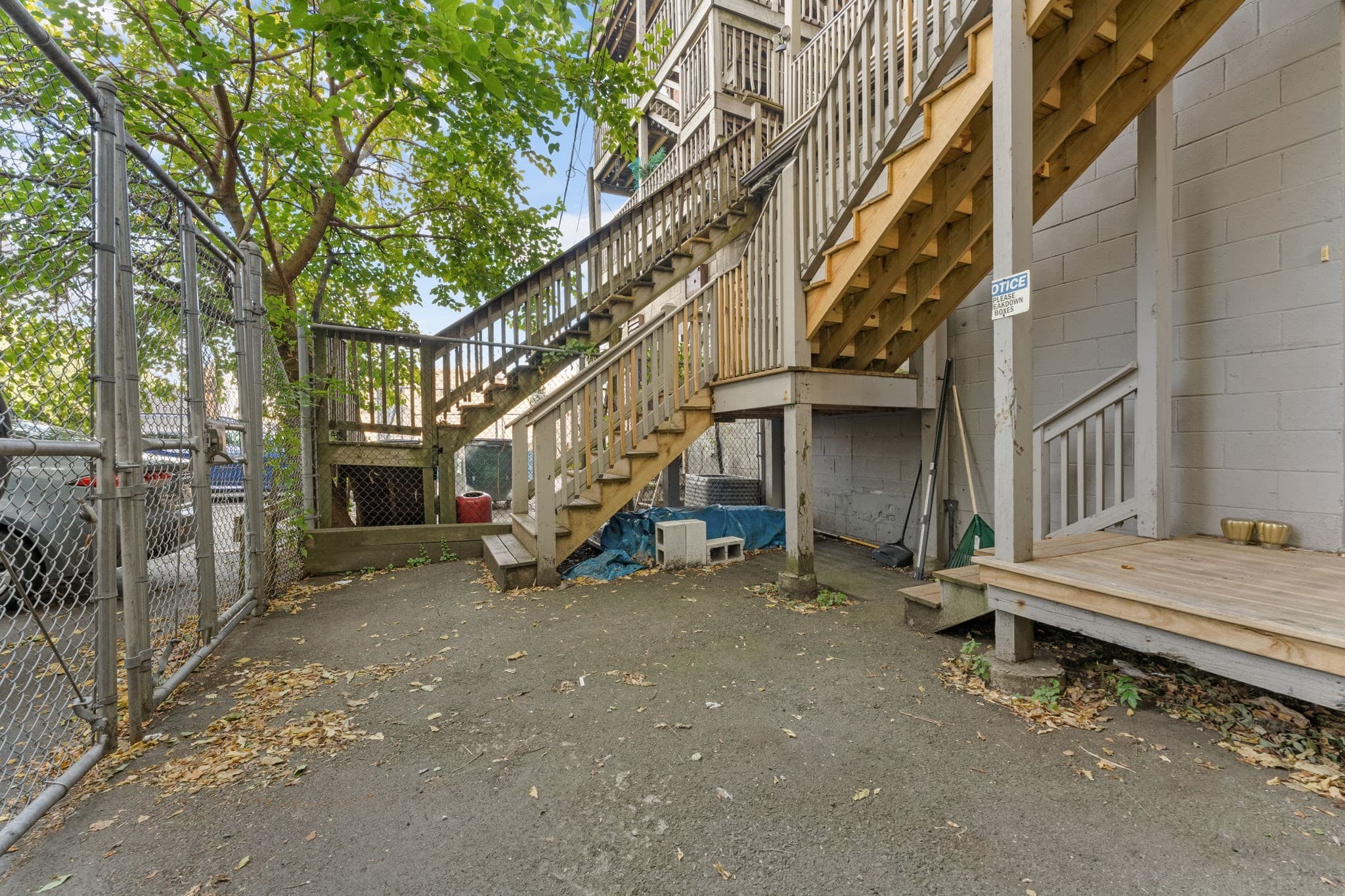 4 Family at 262-264 West Broadway, Boston MA 02127, Boston, photo 17 of 22