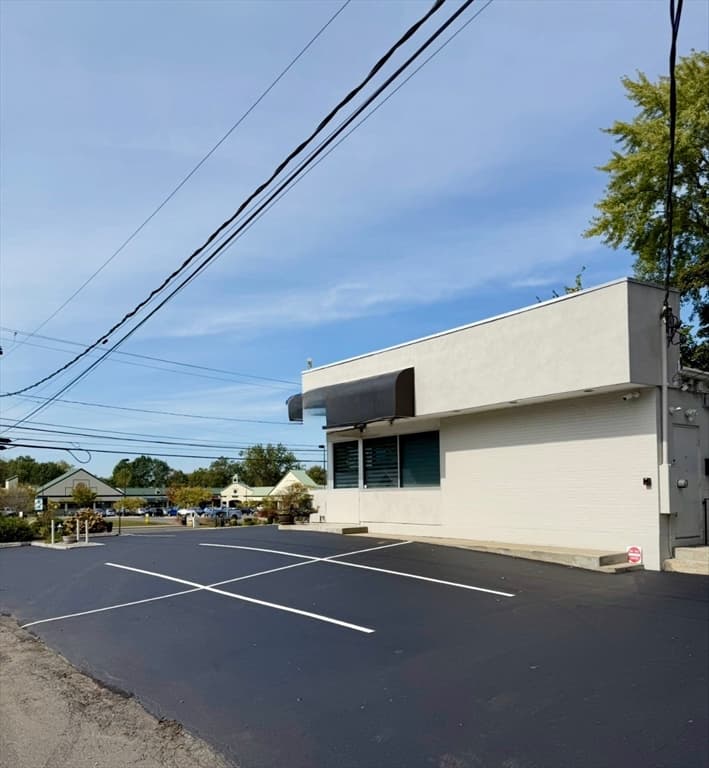 Commercial Sale at 651 Enfield, Enfield CT 06082, photo 4 of 4