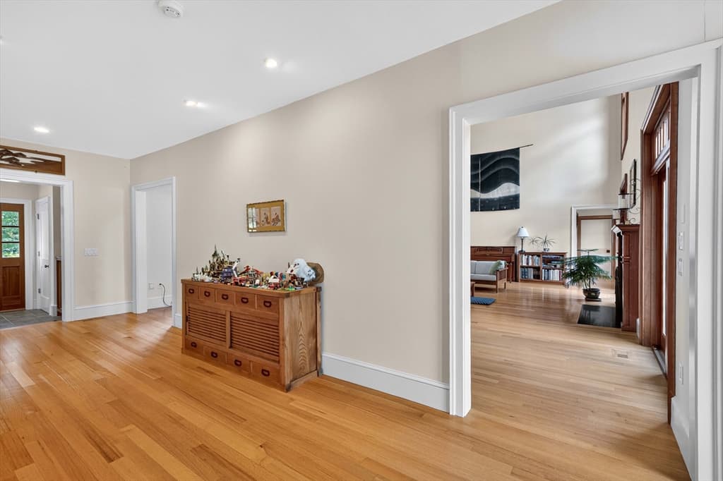 Single Family Residence at 44 Baker Bridge Rd, Lincoln MA 01773, Lincoln, photo 13 of 37