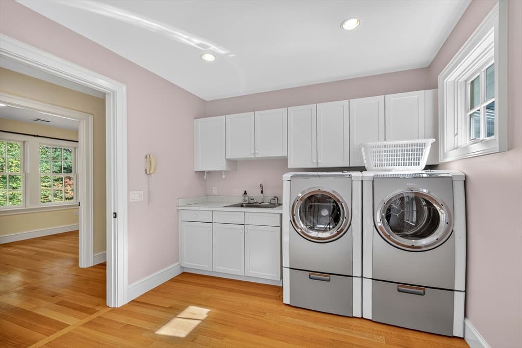 Single Family Residence at 44 Baker Bridge Rd, Lincoln MA 01773, Lincoln, photo 16 of 37