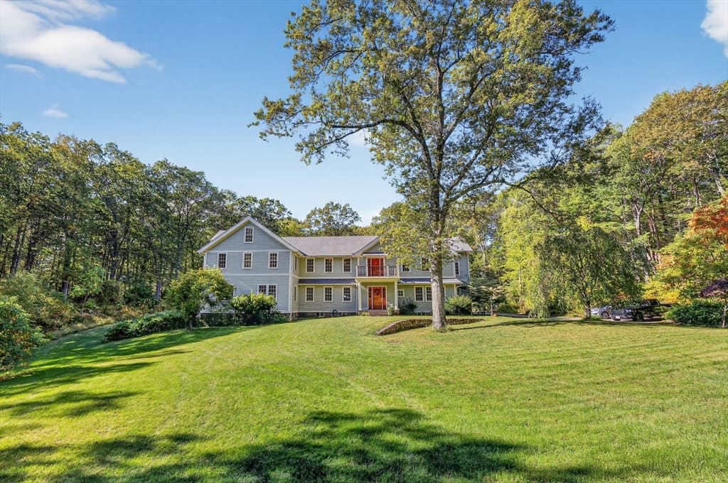 44 Baker Bridge Rd, Lincoln MA 01773