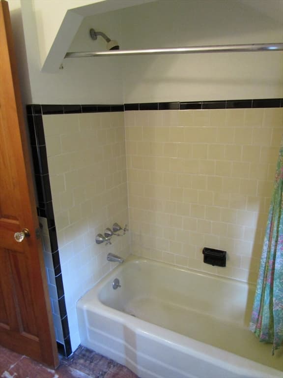 Single Family Residence at 16 Munroe Ave, Reading MA 01867, photo 30 of 42