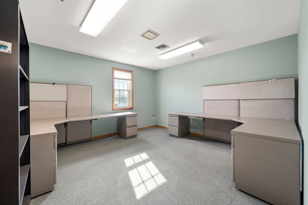 Commercial Sale at 4 Barlows Landing Rd # 16, Bourne MA 02559, photo 10 of 17