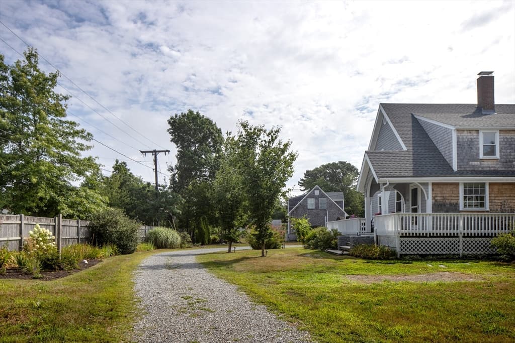 Single Family Residence at 4 Blackhall Ct, Marion MA 02738, Marion, photo 31 of 42