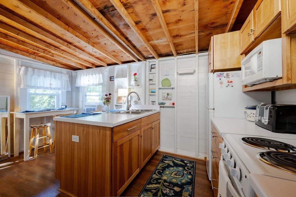 Condominium at 1937 State Highway Route 6, Wellfleet MA 02667, Wellfleet, photo 6 of 19
