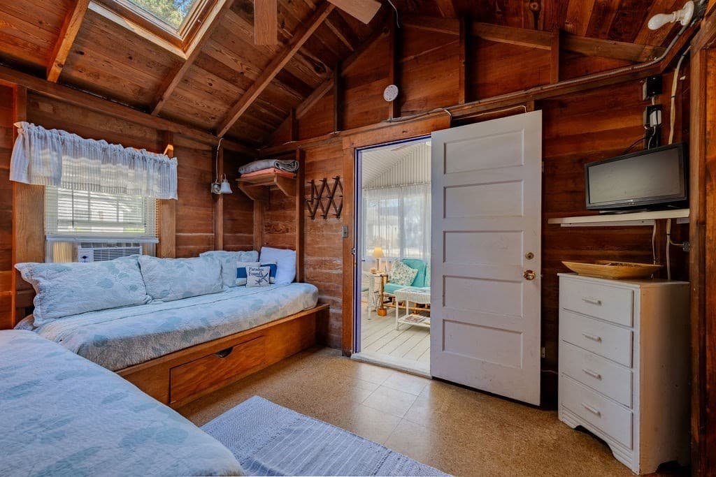 Condominium at 1937 State Highway Route 6, Wellfleet MA 02667, Wellfleet, photo 5 of 19