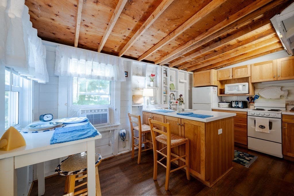 Condominium at 1937 State Highway Route 6, Wellfleet MA 02667, Wellfleet, photo 8 of 19