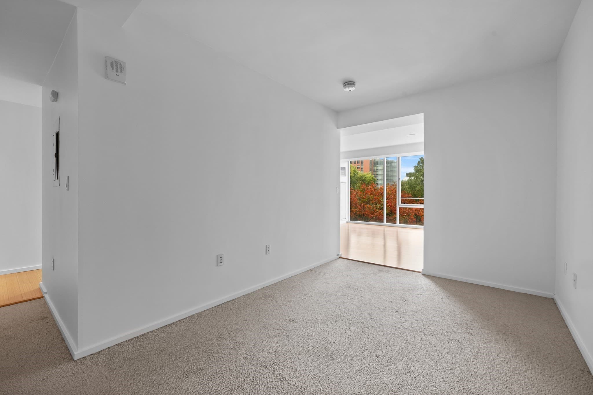 Condominium at 2 Earhart St # 321, Cambridge MA 02141, Cambridge, photo 7 of 14