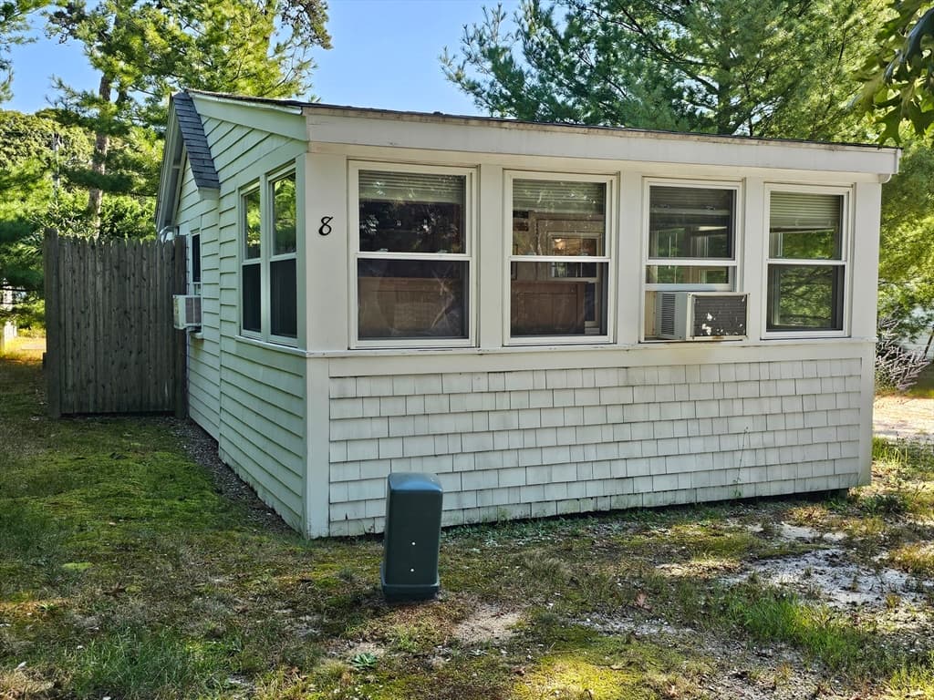 Single Family Residence at 1937 State Hwy Rte 6 # 8, Wellfleet MA 02667, Wellfleet, photo 2 of 17