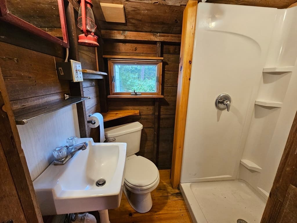 Single Family Residence at 1937 State Hwy Rte 6 # 8, Wellfleet MA 02667, Wellfleet, photo 15 of 17