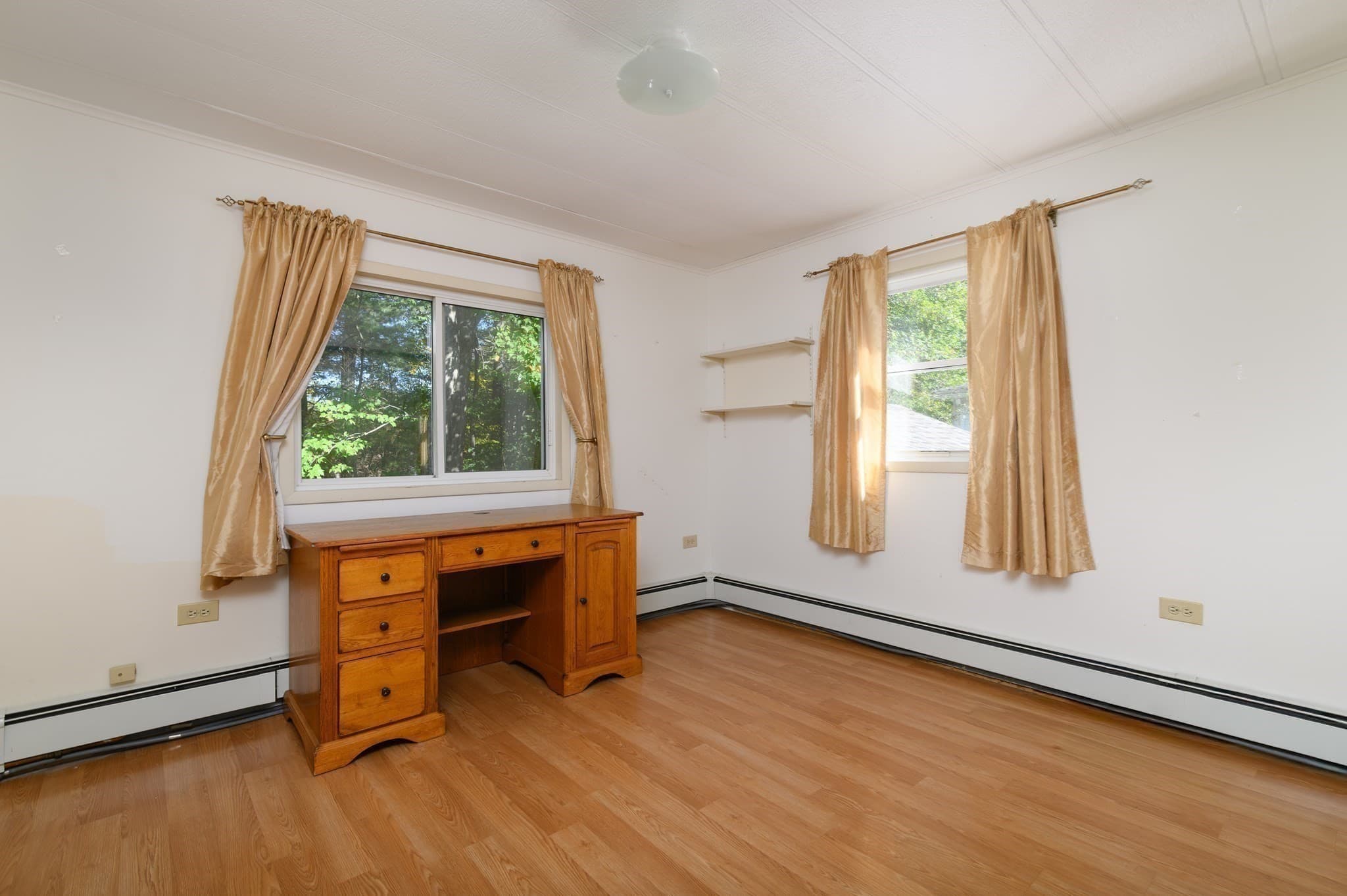 Mobile Home at 1 Canterbury Lane, Rockland MA 02370, photo 13 of 20