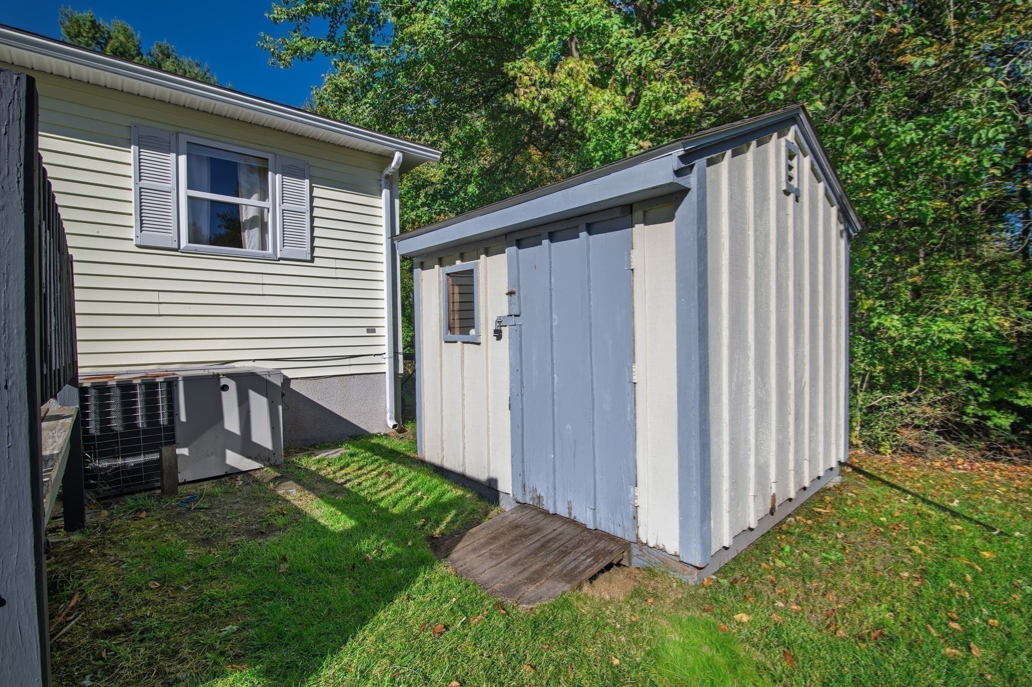 Mobile Home at 1 Canterbury Lane, Rockland MA 02370, photo 17 of 20