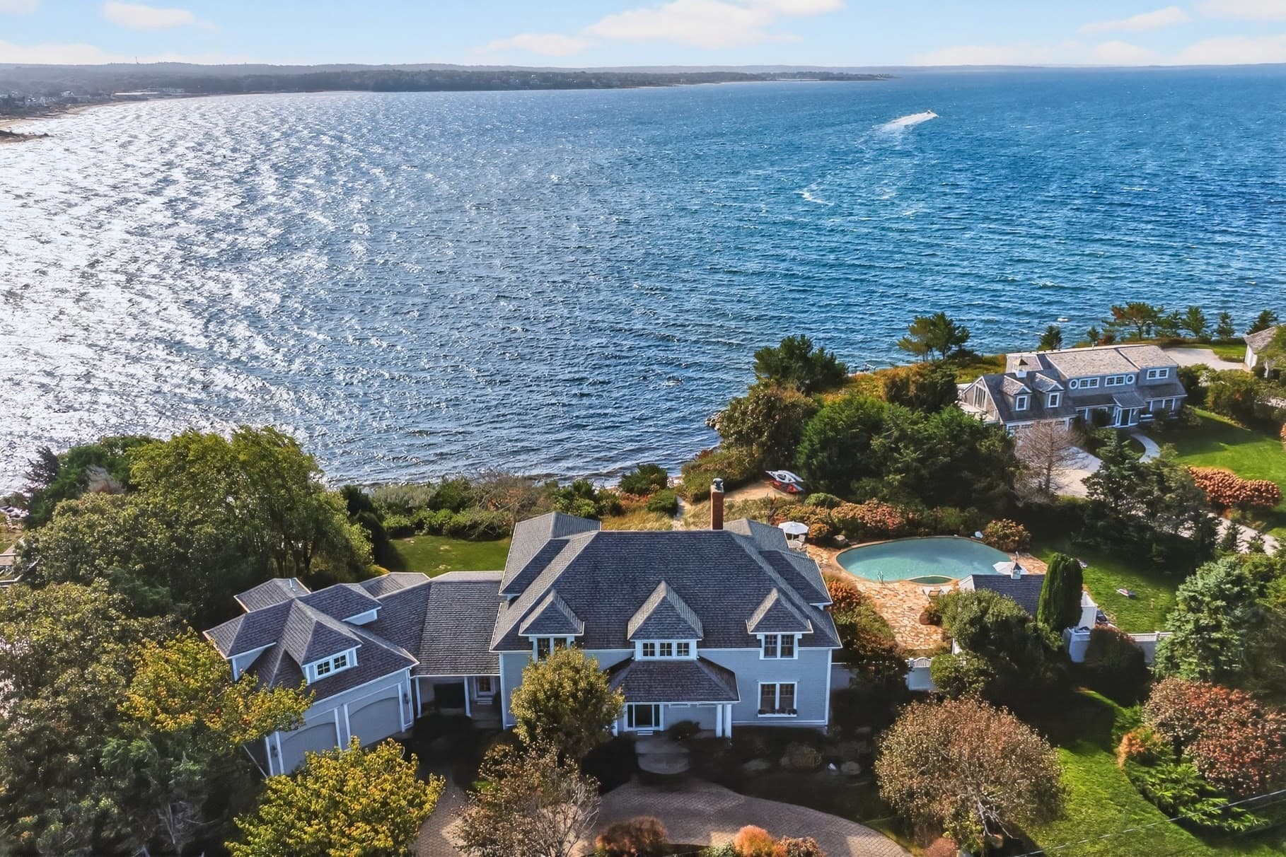 Single Family Residence at 40 Point Rd, Falmouth MA 02556, Falmouth, photo 3 of 37