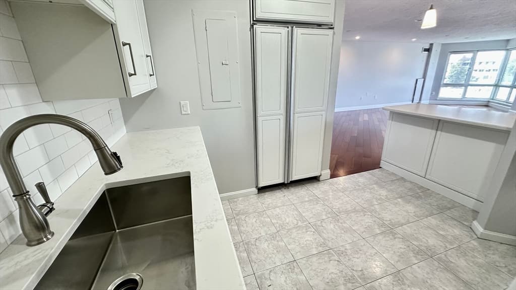 2001 Marina Dr # 211, Quincy MA 02171 photo 17