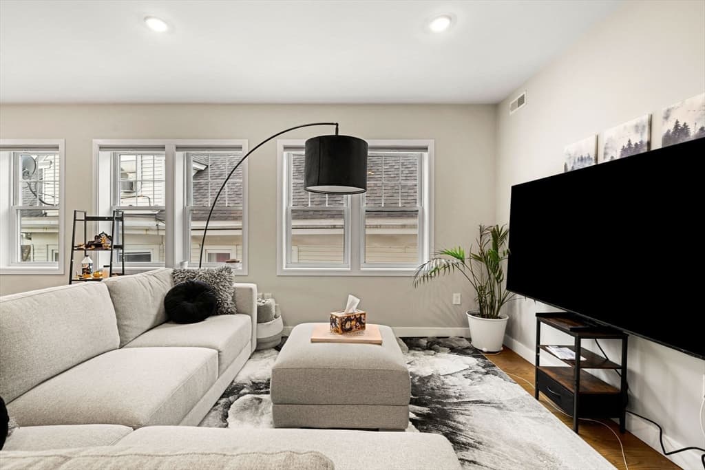 Condominium at 47 Sargent St # 3, Boston MA 02125, Boston, photo 13 of 42