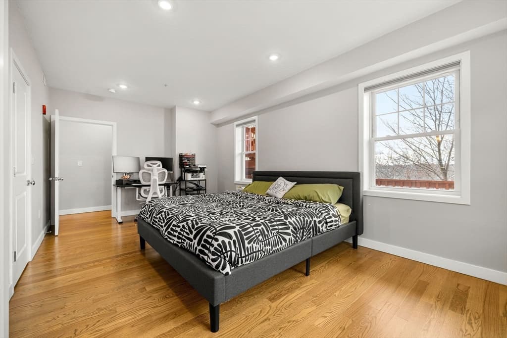 Condominium at 47 Sargent St # 3, Boston MA 02125, Boston, photo 16 of 42
