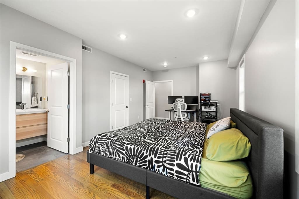 Condominium at 47 Sargent St # 3, Boston MA 02125, Boston, photo 18 of 42