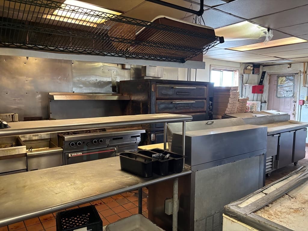 142 Cross St, Somerville MA 02145 photo 16
