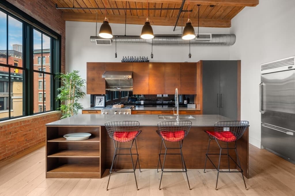 49 Melcher St # 502, Boston MA 02210 photo 3