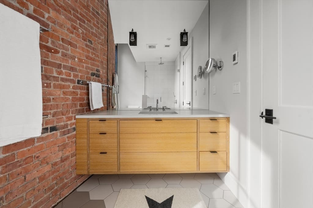 49 Melcher St # 502, Boston MA 02210 photo 19