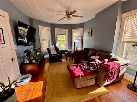 301-303 Linden St, Holyoke MA 01040 photo 12