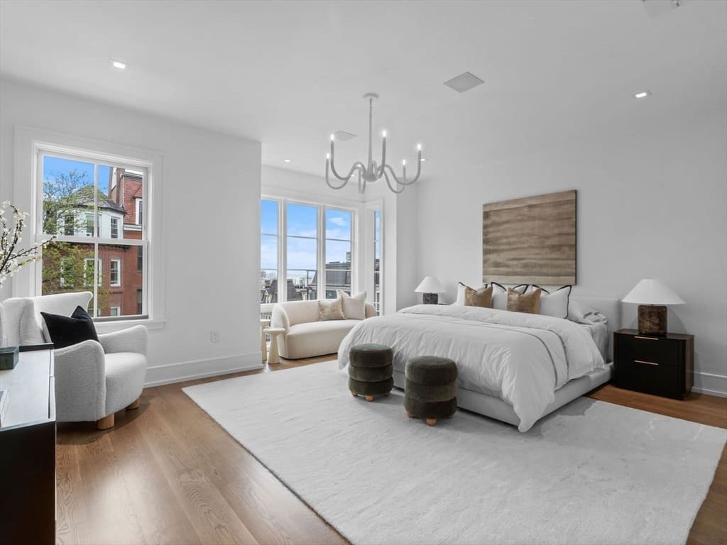 Condominium at 561 East Broadway # 561, Boston MA 02127, Boston, photo 17 of 40