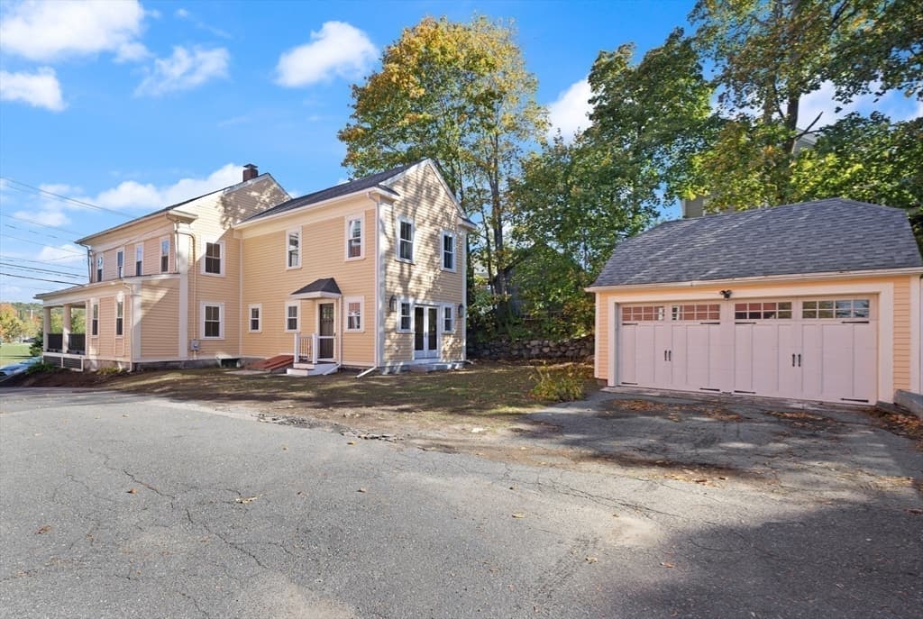 70 School St, Waltham MA 02452 photo 17