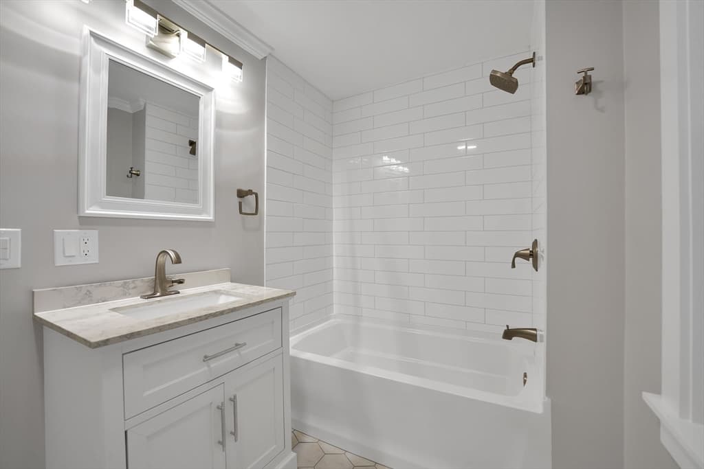 Single Family Residence at 245 Wareham Rd, Marion MA 02738, Marion, photo 16 of 42
