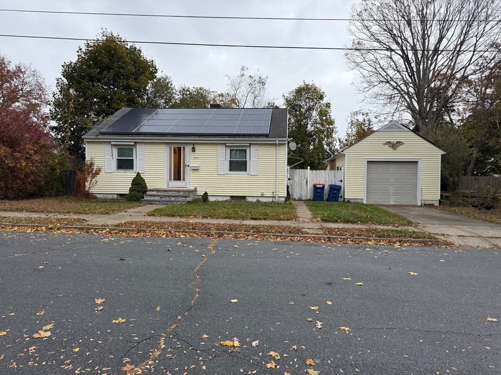 Single Family Residence at 178 Lafayette St, New Bedford MA 02745