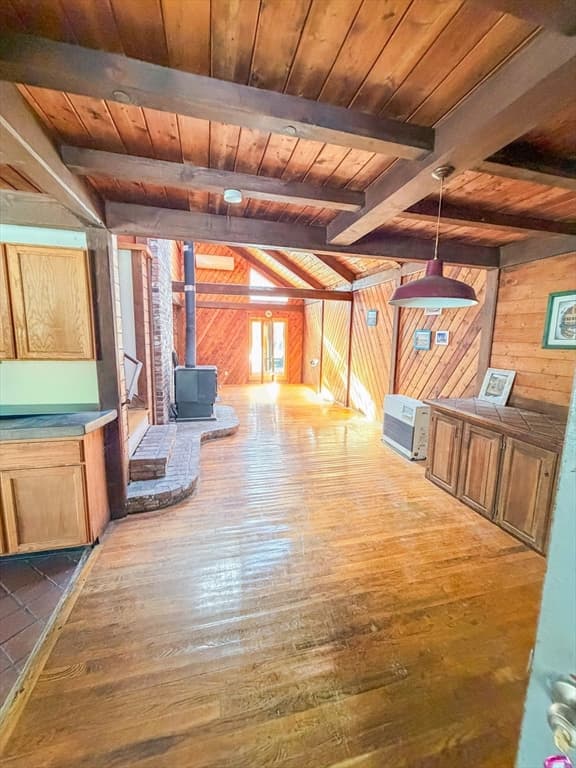 Single Family Residence at 25 Vineyard Meadow Farms Rd., West Tisbury MA 02575, photo 8 of 29