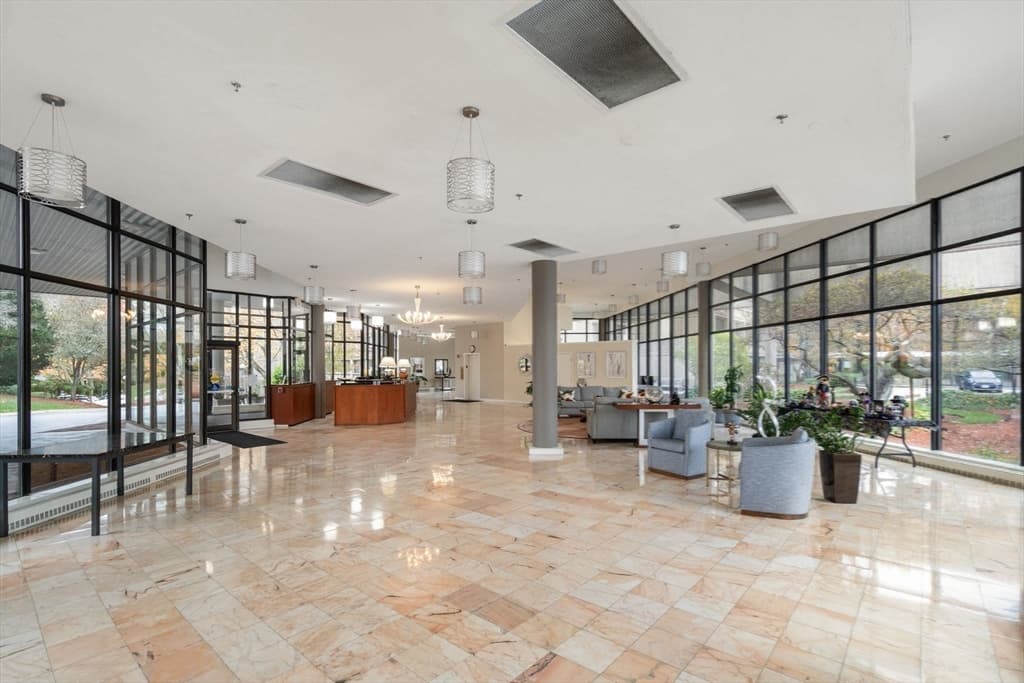 Condominium at 250 Hammond Pond Parkway # 1604N, Newton MA 02467, Newton, photo 3 of 27