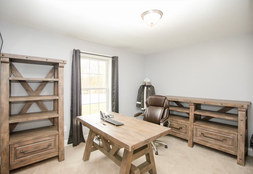 Single Family Residence at 33 Rhinecliffe Road, Swansea MA 02777, photo 20 of 37