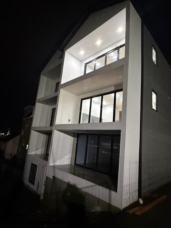 Condominium at 47 Laurel St # 47, Worcester MA 01605, photo 16 of 24