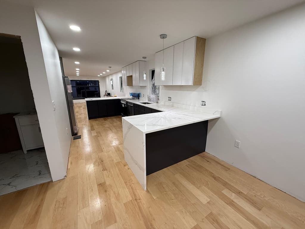 Condominium at 47 Laurel St # 47, Worcester MA 01605, photo 19 of 24