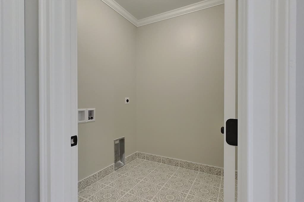 Single Family Residence at 10 Pleasant St, Templeton MA 01468, Templeton, photo 24 of 42