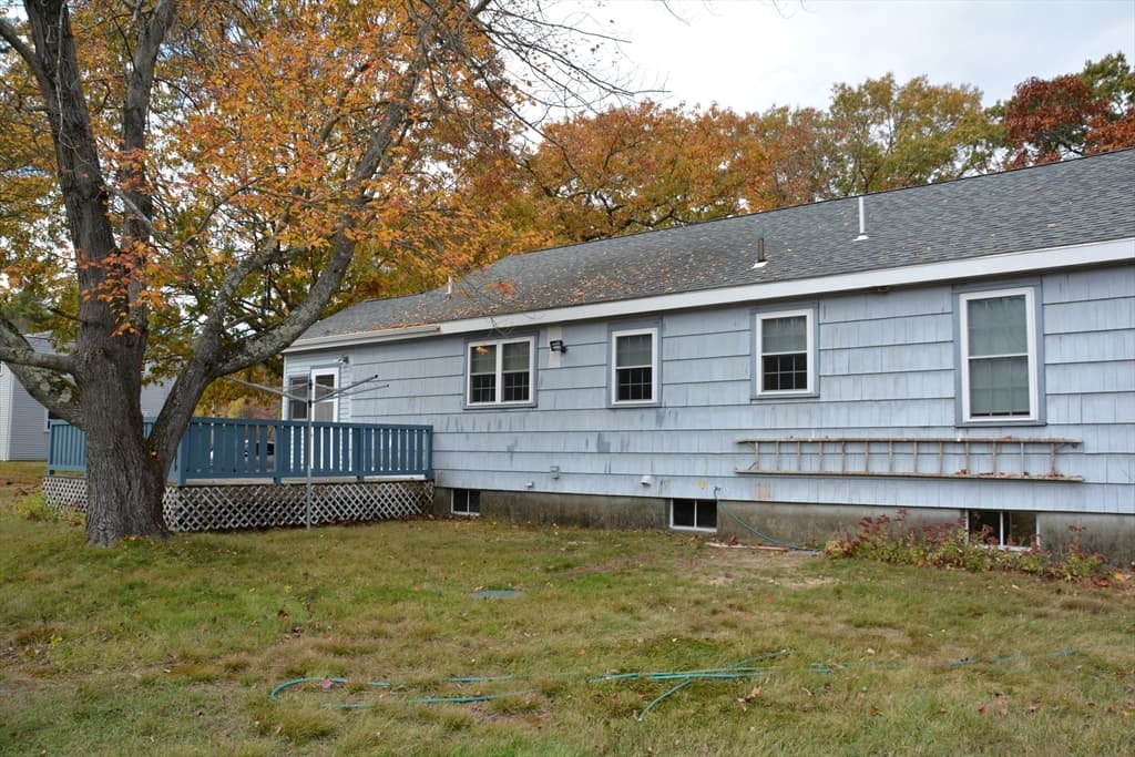 Single Family Residence at 7 Howard St, Milford MA 01757, photo 5 of 22