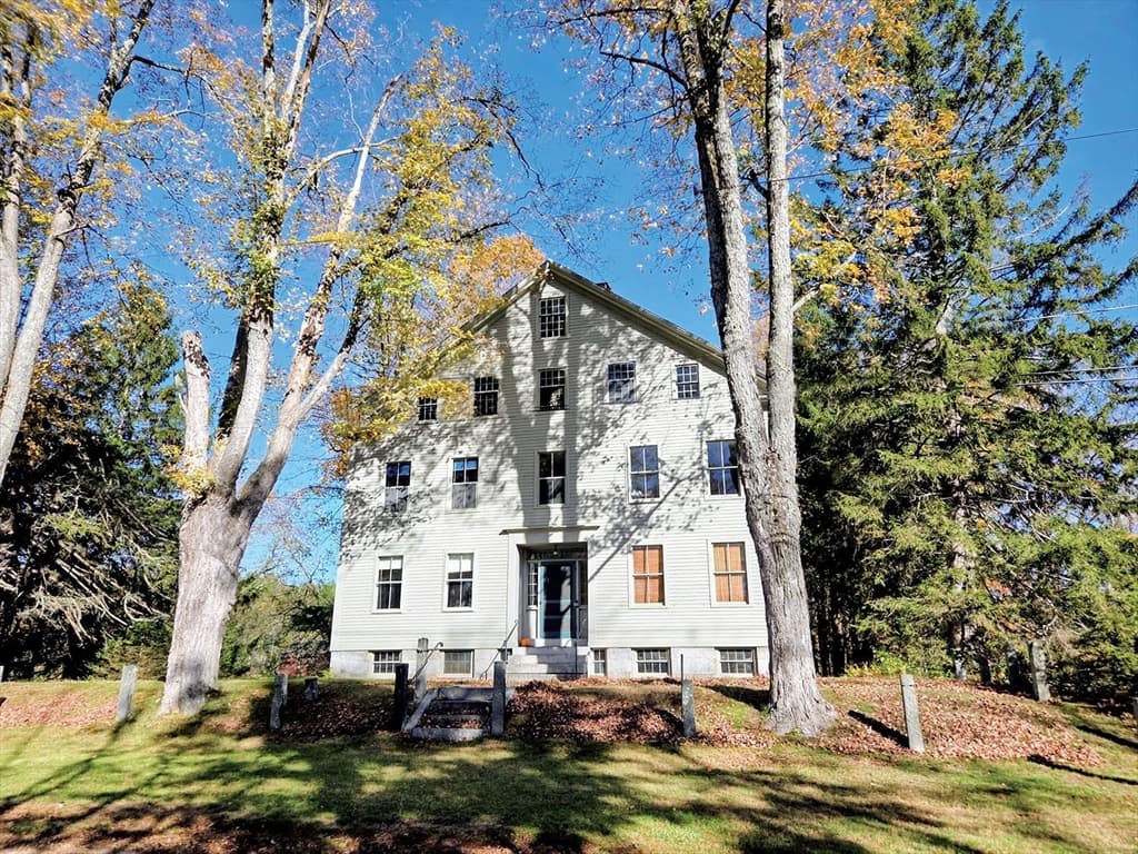 78 Shaker Rd, Harvard MA 01451