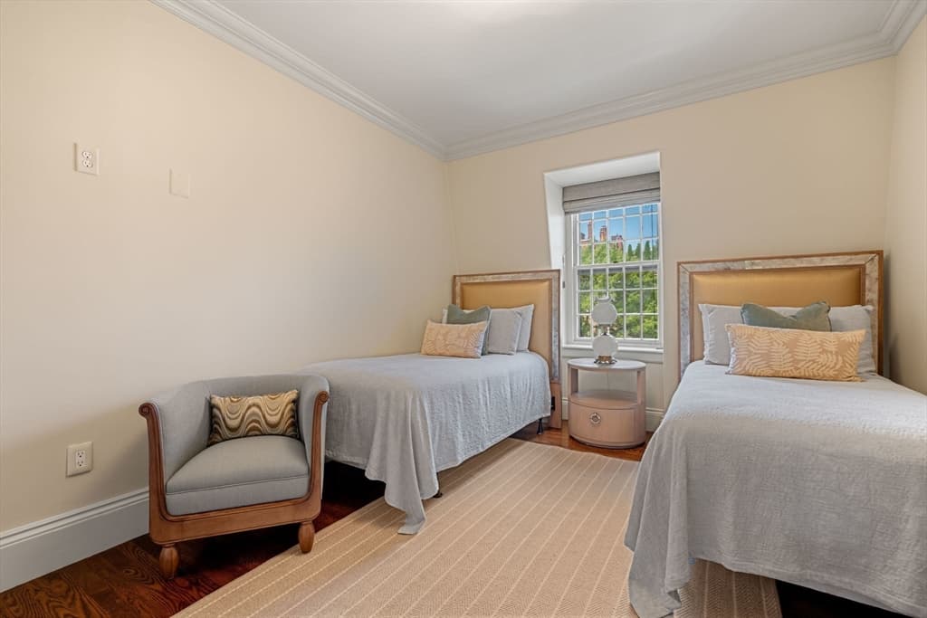 Condominium at 190 Marlborough # C, Boston MA 02116, photo 30 of 40