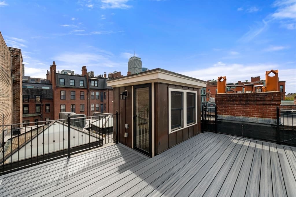 Condominium at 190 Marlborough # C, Boston MA 02116, photo 38 of 40