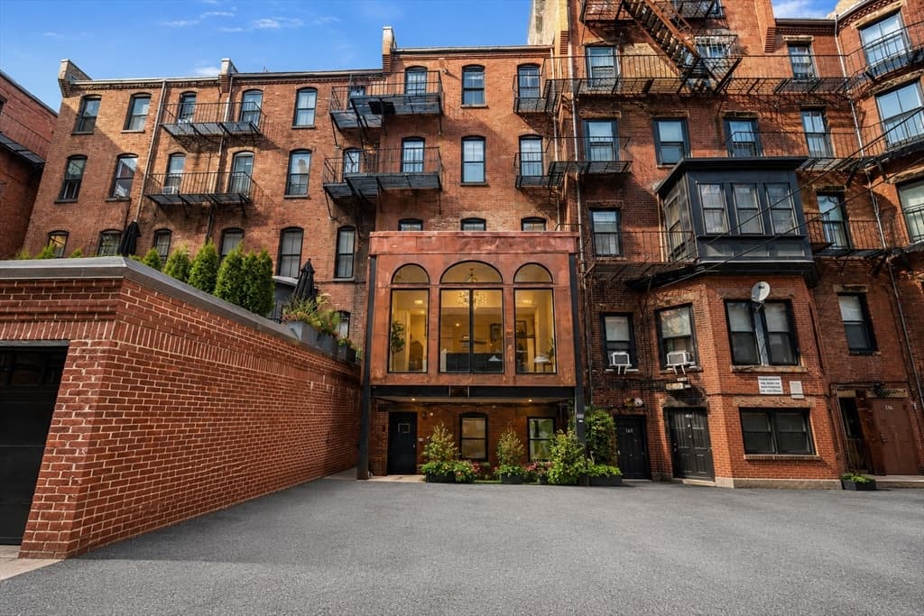 Condominium at 190 Marlborough # C, Boston MA 02116, photo 40 of 40