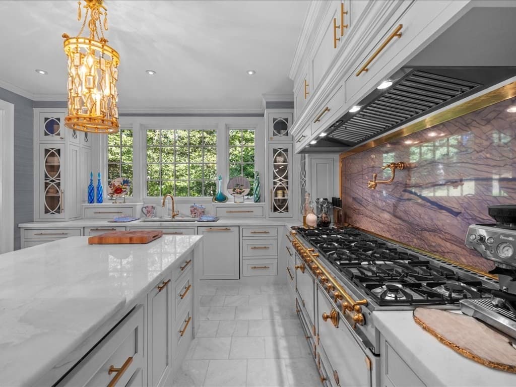 Single Family Residence at 142 Crafts Road, Brookline MA 02467, Brookline, photo 5 of 42