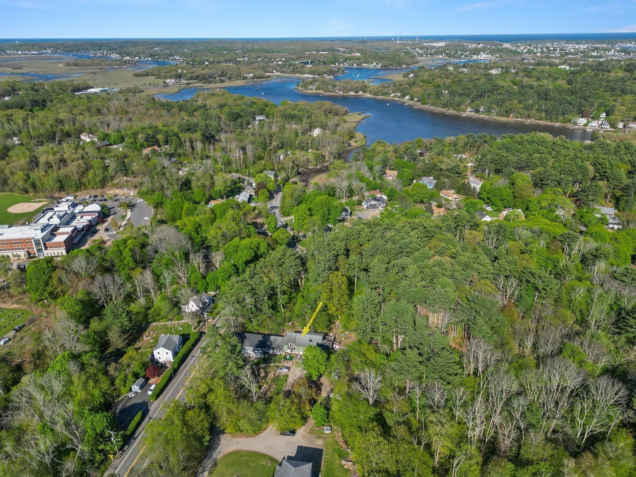 Residential at 368 Essex Ave, Gloucester MA 01930, Gloucester, photo 5 of 28